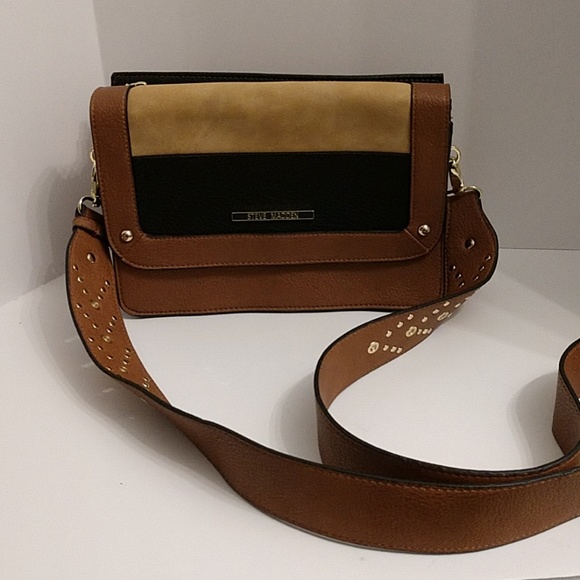 Steve Madden Handbags - 💞HOST PICK💞 Steve Madden Cross shoulder bag
